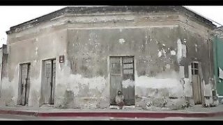 Folla a sus hermanastros en medio de una conversaci n familiar