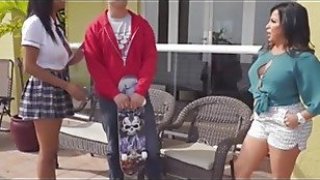 Big ass gorgeous babe nia nacci had a huge cock to play with milf creampie anal